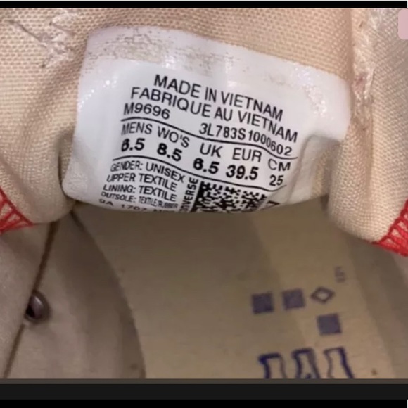 Red Converse - Picture 3 of 4